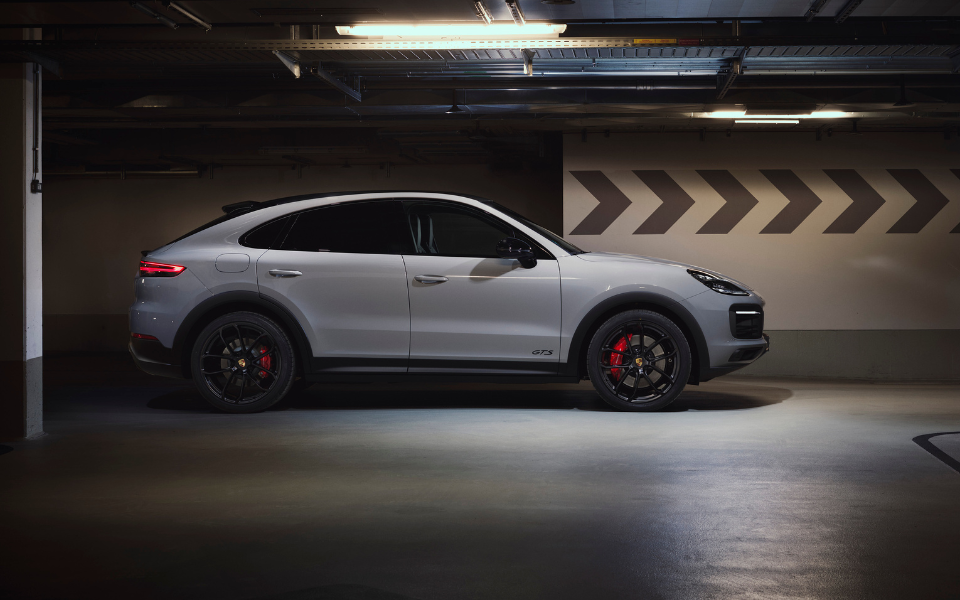 Official Porsche Dealership In Miami 